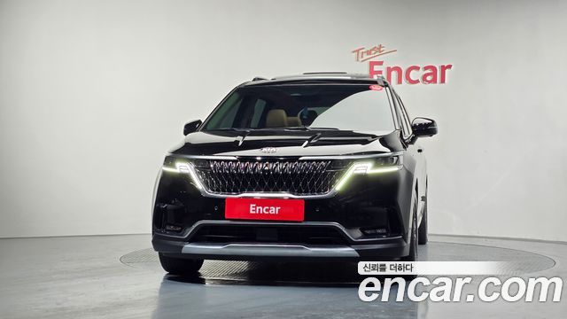 Kia Canival 2021 — photo 3