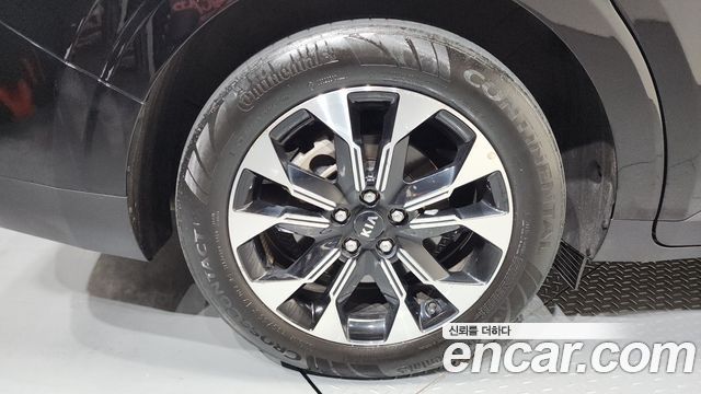 Kia Canival 2021 — photo 5
