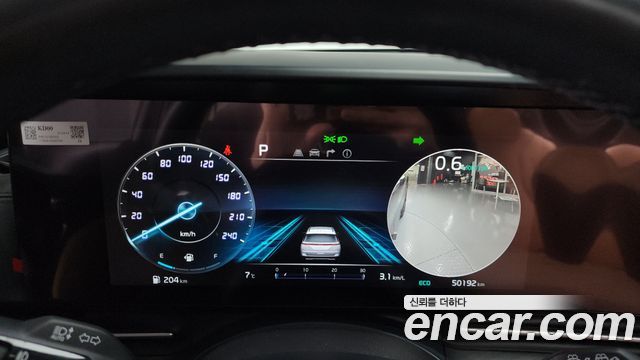 Kia Canival 2021 — photo 8