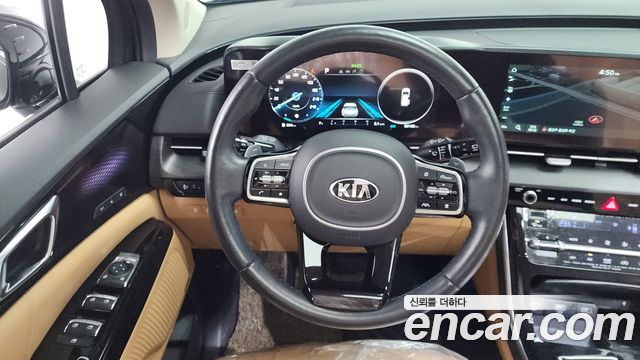 Kia Canival 2021 — photo 13