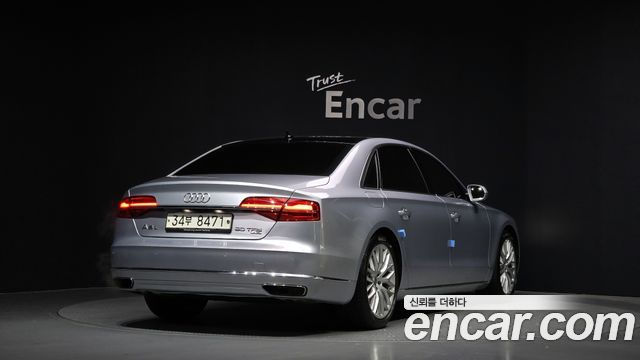 Audi A8 2015 — photo 2