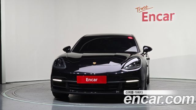 Porsche Panamera 2020 — photo 3