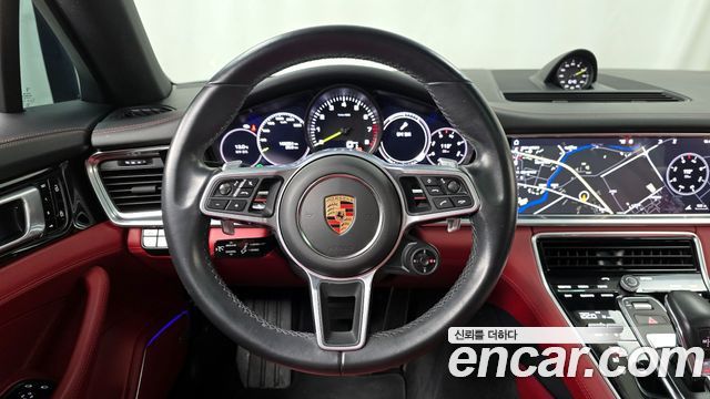 Porsche Panamera 2020 — photo 13