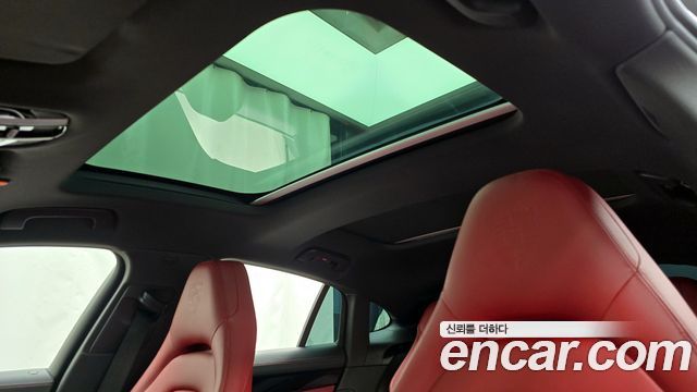 Porsche Panamera 2020 — photo 18