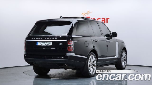 Land Rover Range Rover 2021 — photo 2