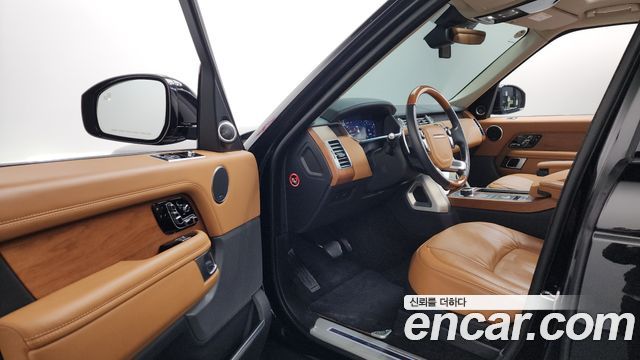 Land Rover Range Rover 2021 — photo 10