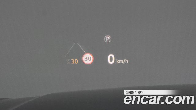Land Rover Range Rover 2021 — photo 17