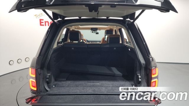 Land Rover Range Rover 2021 — photo 20