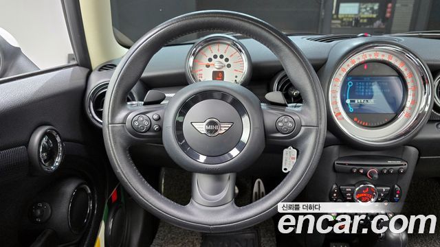 Mini Cooper 2013 — photo 13