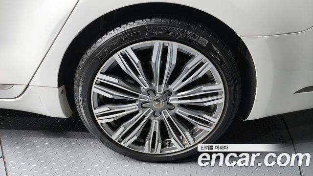 Kia K7 2018 — photo 5