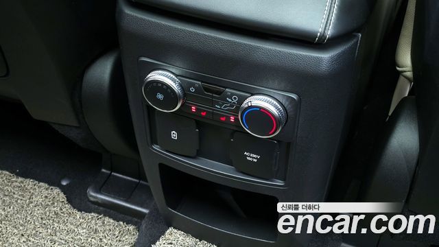 Ford Explorer 2020 — photo 19
