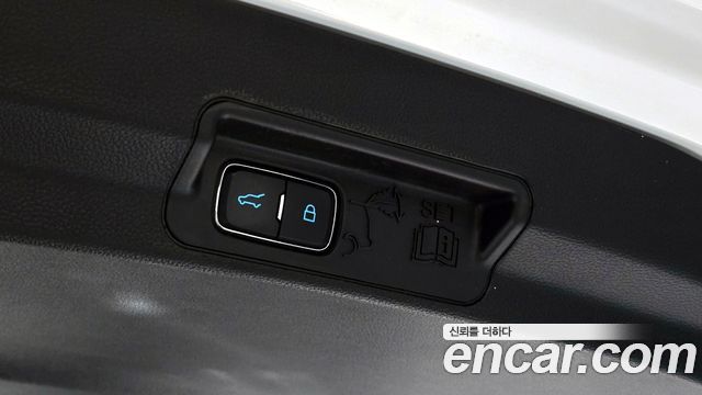 Ford Explorer 2020 — photo 20