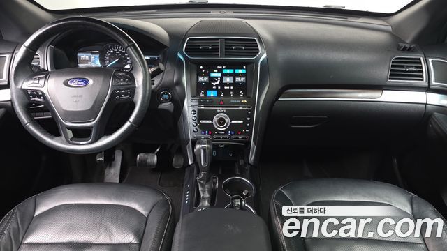 Ford Explorer 2018 — photo 7