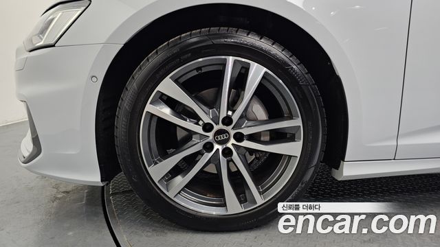 Audi A6 2022 — photo 5