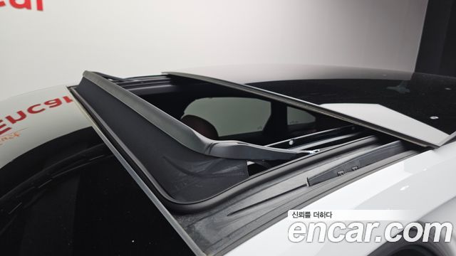 Audi A6 2022 — photo 19