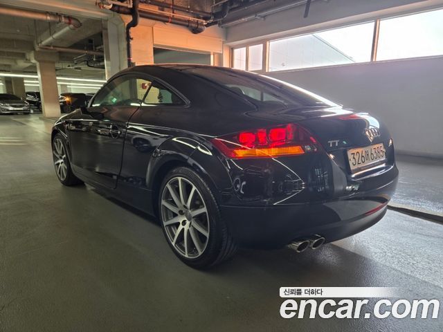 Audi TT 2010 — photo 6