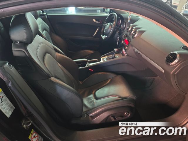 Audi TT 2010 — photo 18