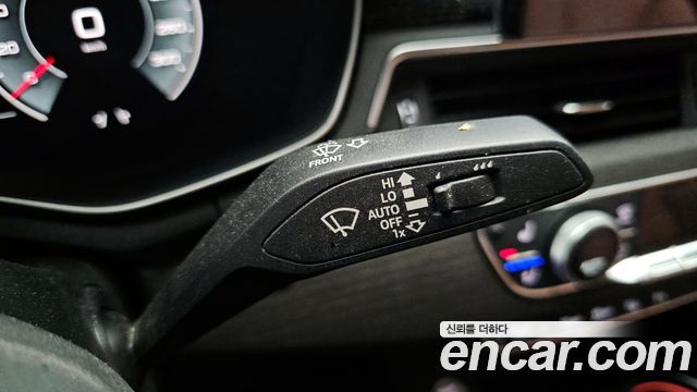 Audi A4 2023 — photo 15