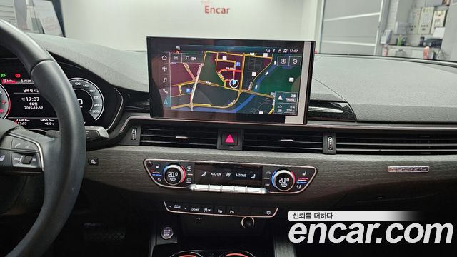 Audi A4 2023 — photo 19
