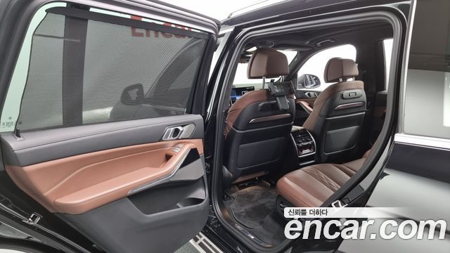 BMW X7 2024 — photo 12