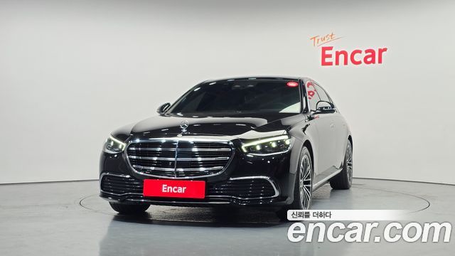Mercedes-Benz S-Class 2024 — photo 3