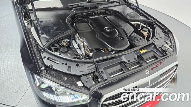 Mercedes-Benz S-Class 2024 — photo 6