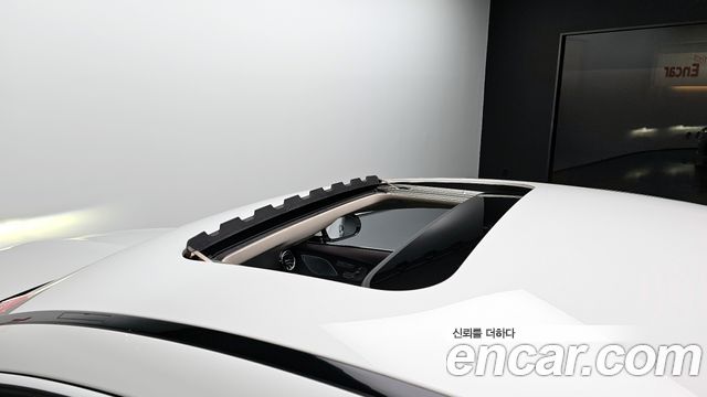 Mercedes-Benz CLS-Class 2020 — photo 19
