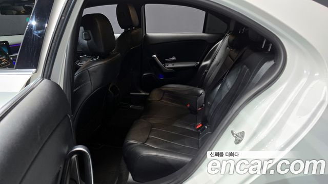 Mercedes-Benz A-Class 2023 — photo 13