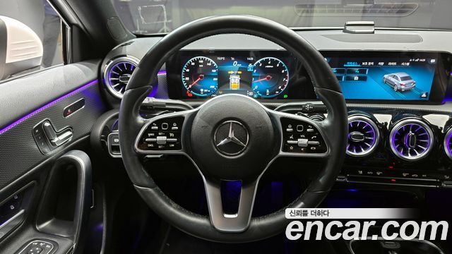 Mercedes-Benz A-Class 2023 — photo 14