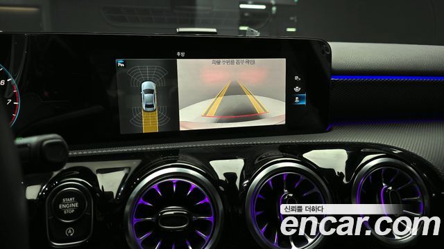 Mercedes-Benz A-Class 2023 — photo 15