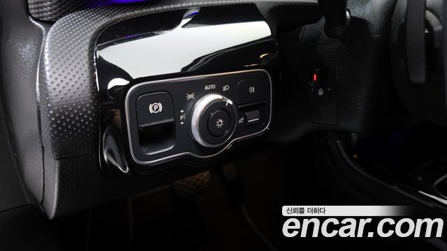 Mercedes-Benz A-Class 2023 — photo 19