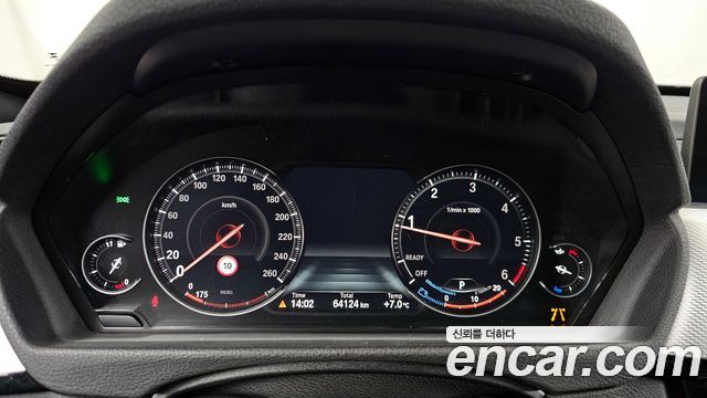 BMW Gran Turismo 2021 — photo 8
