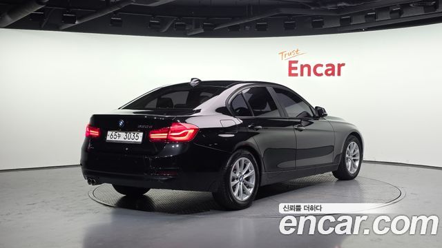 BMW 3-Series 2017 — photo 2