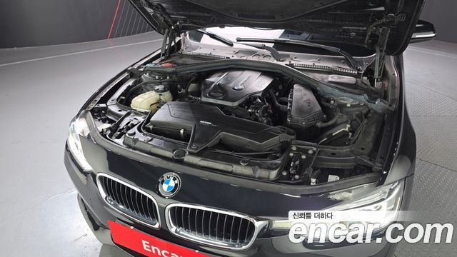 BMW 3-Series 2017 — photo 6