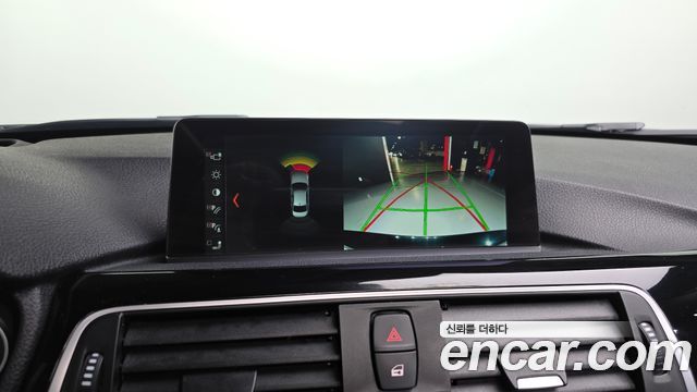 BMW 3-Series 2017 — photo 15