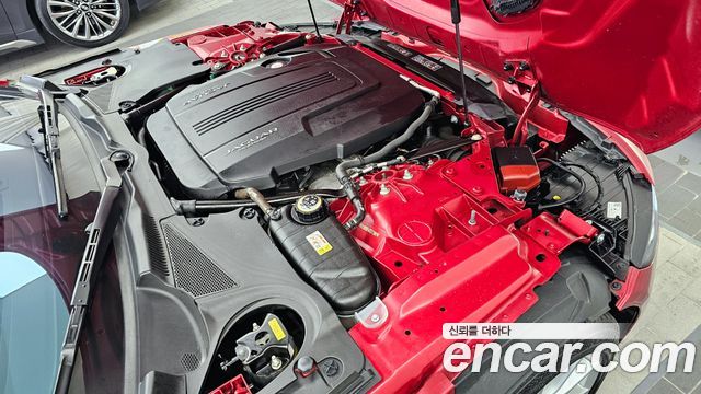 Jaguar F-TYPE 2021 — photo 6