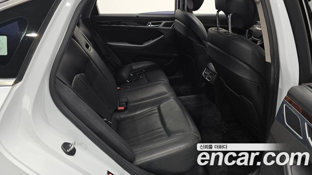 Hyundai Genesis 2016 — photo 12