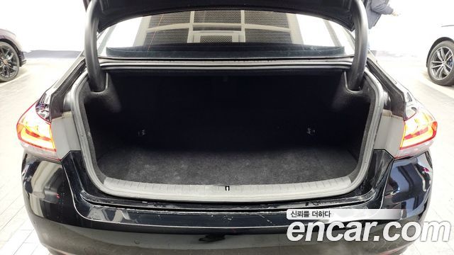 Hyundai Genesis 2016 — photo 20