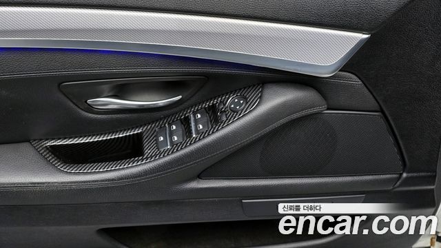 BMW 5-Series 2013 — photo 19