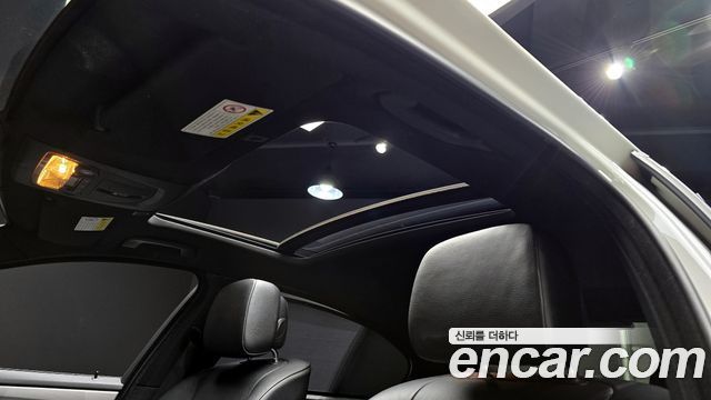BMW 5-Series 2013 — photo 20
