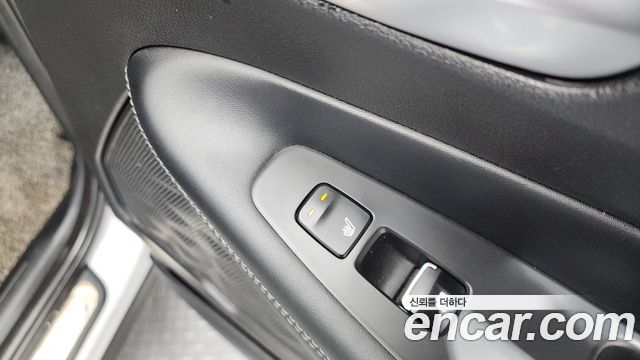 Hyundai Santafe 2021 — photo 18