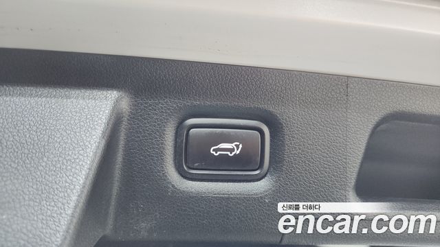 Hyundai Santafe 2021 — photo 19