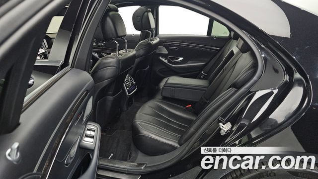 Mercedes-Benz S-Class 2017 — photo 11