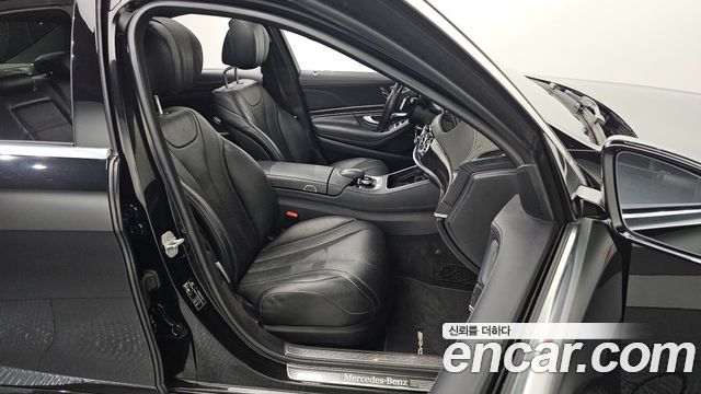 Mercedes-Benz S-Class 2017 — photo 12