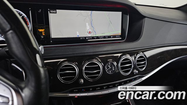 Mercedes-Benz S-Class 2017 — photo 16