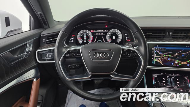Audi A6 2021 — photo 13