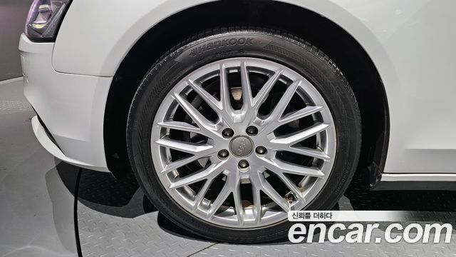 Audi A4 2015 — photo 5