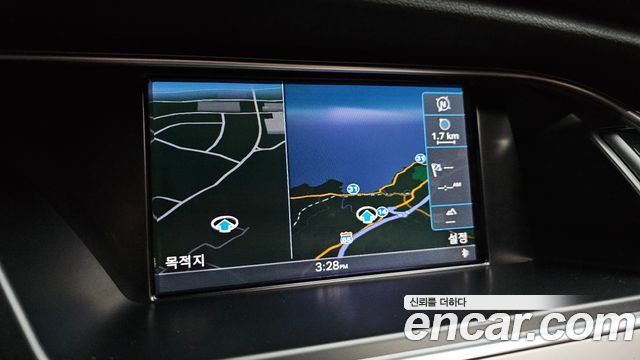 Audi A4 2015 — photo 16