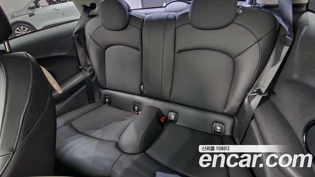 Mini Cooper 2022 — photo 12