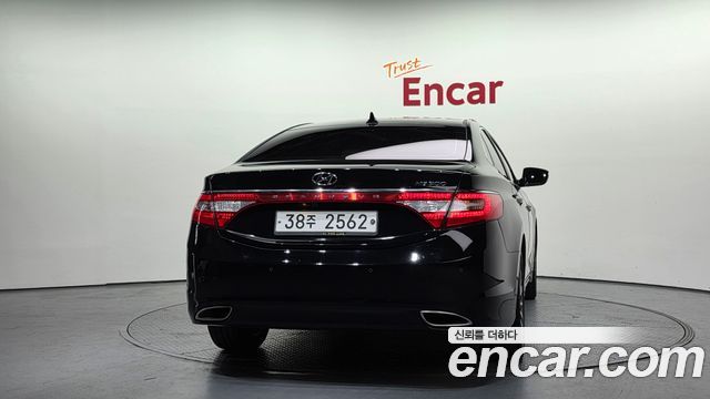 Hyundai Grandeur 2014 — photo 4